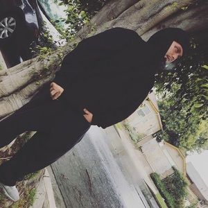 Meet your Posher, Banks